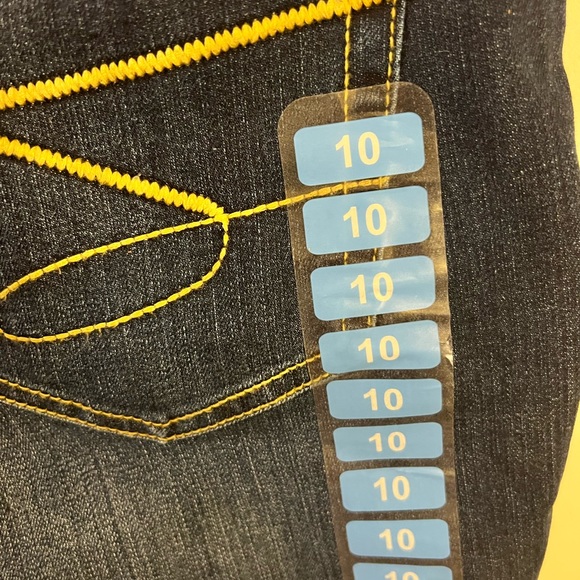 NWT Seven7 9inch sunset Bermuda cuff or un cuff shorts - Picture 3 of 6